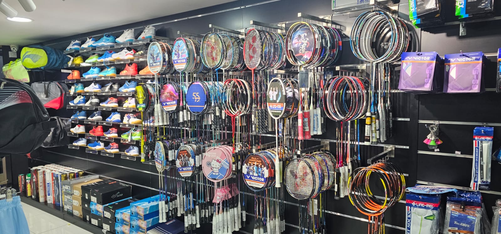 Badminton